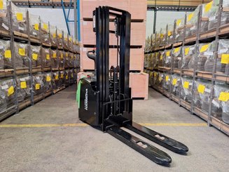 Gerbeur à plate-forme rabattable Hangcha CDD16-AC2S-LI - 1