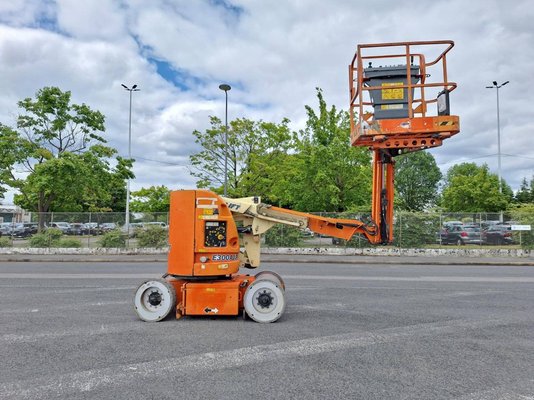 Unknown range 210 JLG E300AJP