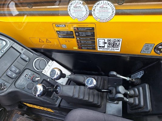 Unknown range 178 JCB 540 180 HiViz