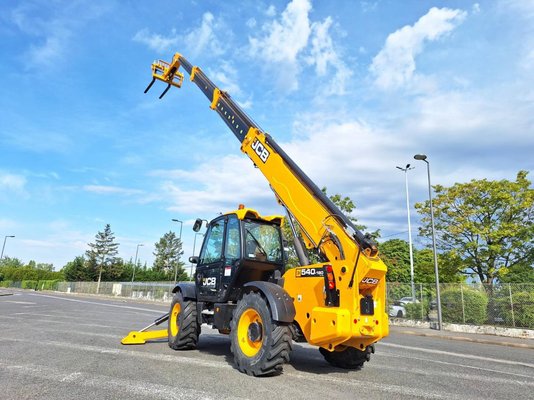 Unknown range 178 JCB 540 180 HiViz