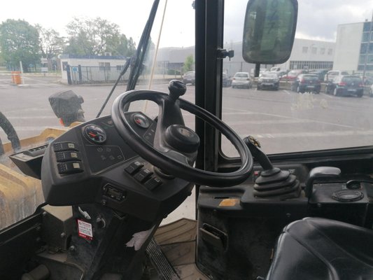 Unknown range 360 Caterpillar 904B