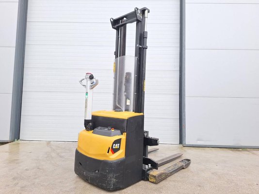 Unknown range 580 Caterpillar NSP16N2S