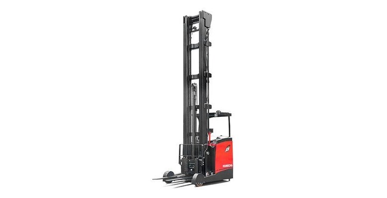 Chariot élévateur à mât rétractable levée supérieure à 9500mm
