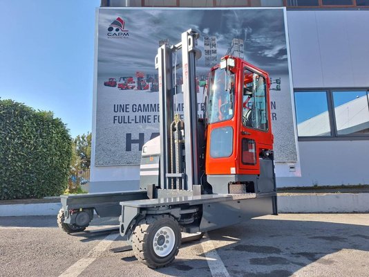 Chariot élévateur latéral multidirectionnel 4 tonnes