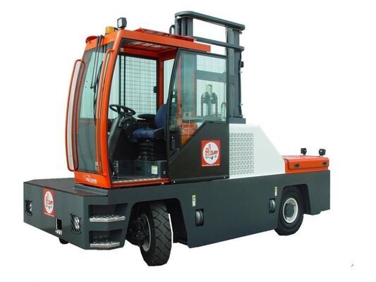 Chariot élévateur latéral 6 tonnes - image 1