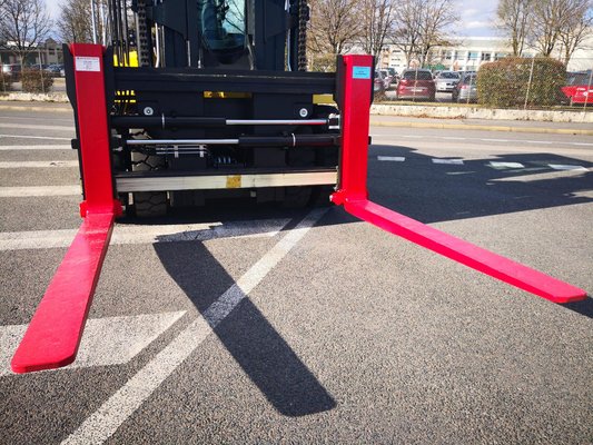 Unknown range 207 Hyster H16XM-12