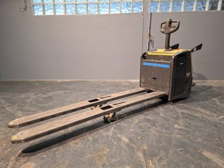 Transpalette porté debout Caterpillar NPV20N2 - 7