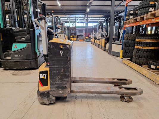 Unknown range 198 Caterpillar NPP20N2
