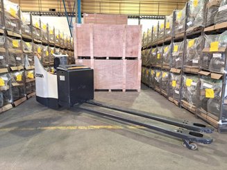 Transpalette porté debout Crown WT3040 - 1