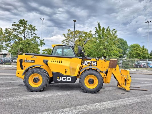 Unknown range 178 JCB 540 180 HiViz