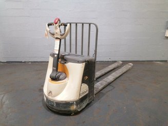 Transpalette accompagnant Crown WP3020-2.0 - 2