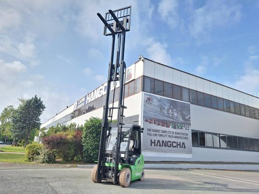 Unknown range 207 Hangcha XC30i