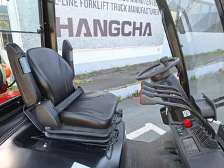 Chariot élévateur frontal 4 roues Hangcha XF25G-2 - 12