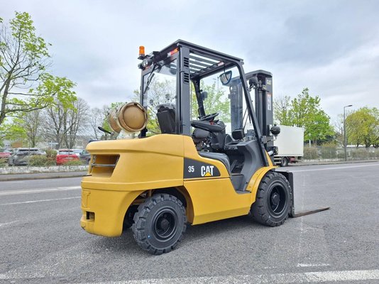 Unknown range 207 Caterpillar GP35 NTD