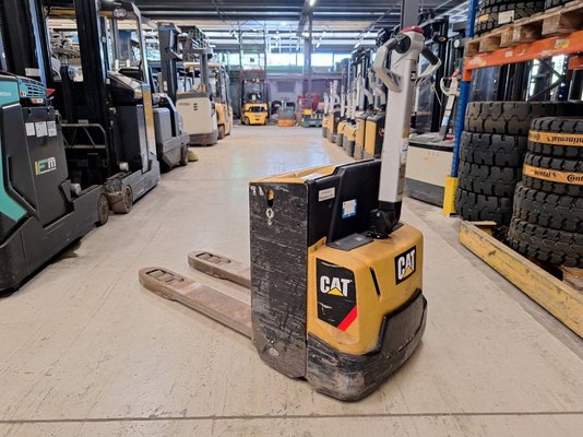 Unknown range 198 Caterpillar NPP20N2