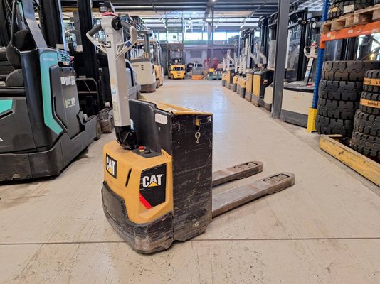 Unknown range 198 Caterpillar NPP20N2