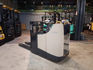 Gerbeur porté debout Crown DT3040 - 4