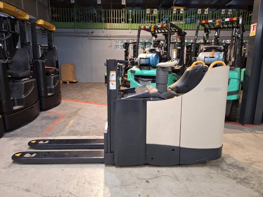Unknown range 202 Crown DT3040