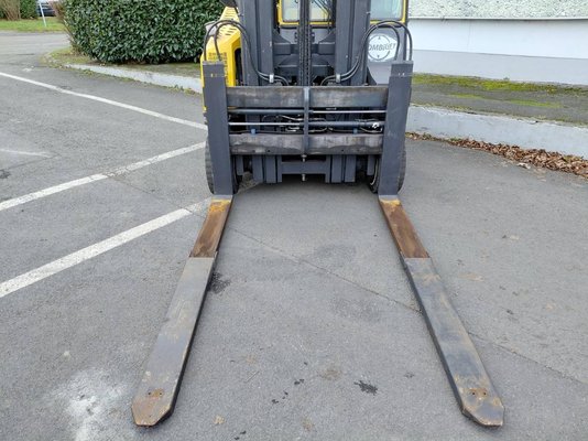 Unknown range 215 Combilift C4000